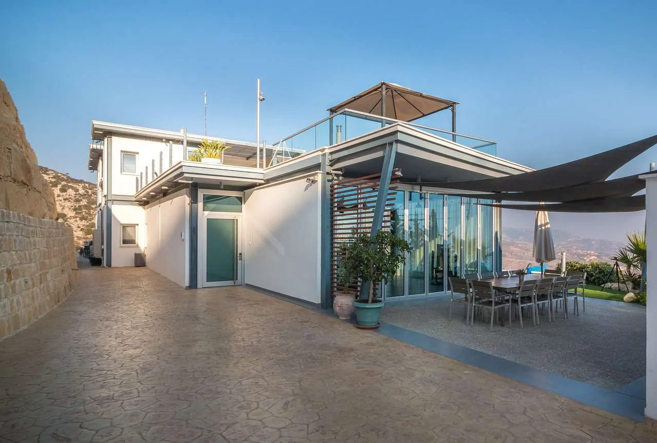 Roofing & Roof Repairs: Expert Guidance for Homeowners