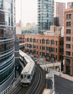 Things to do in Chicago with kids - ride the train, ride the el, el train in Chicago, elevated train in Chicago with kids